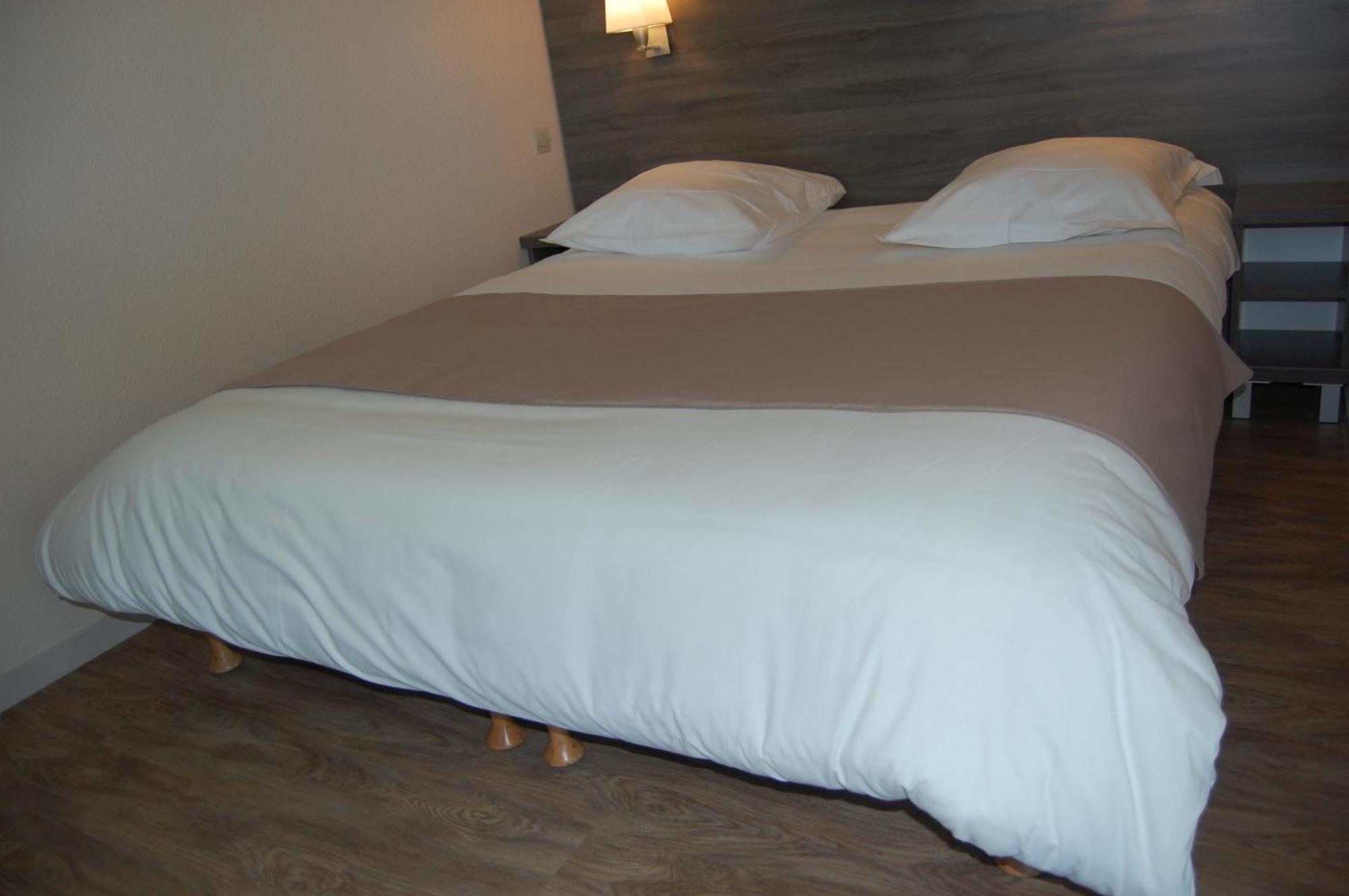 Logis Hotel Des Portes De Meuse Pagny-sur-Meuse Екстер'єр фото