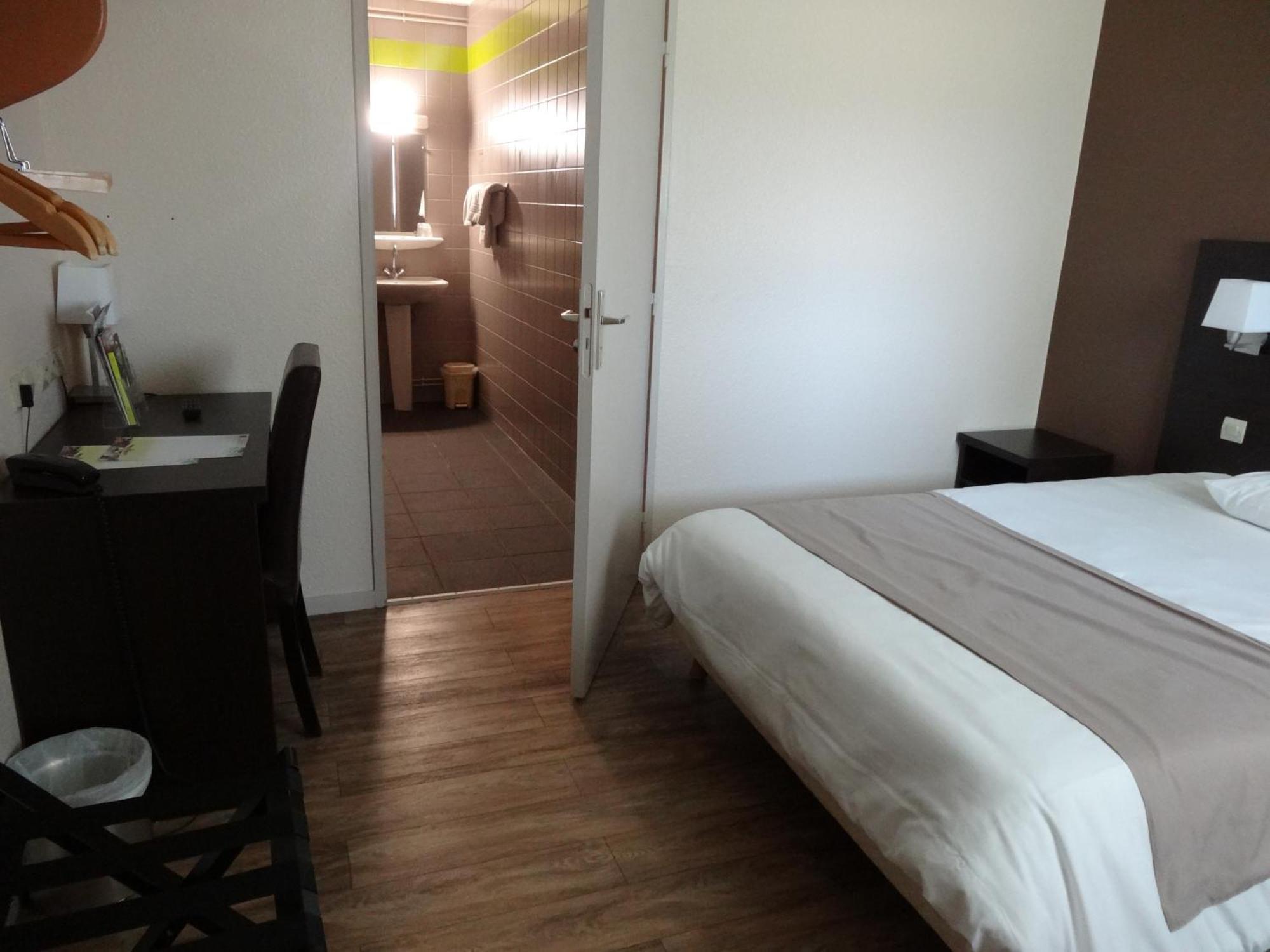 Logis Hotel Des Portes De Meuse Pagny-sur-Meuse Номер фото
