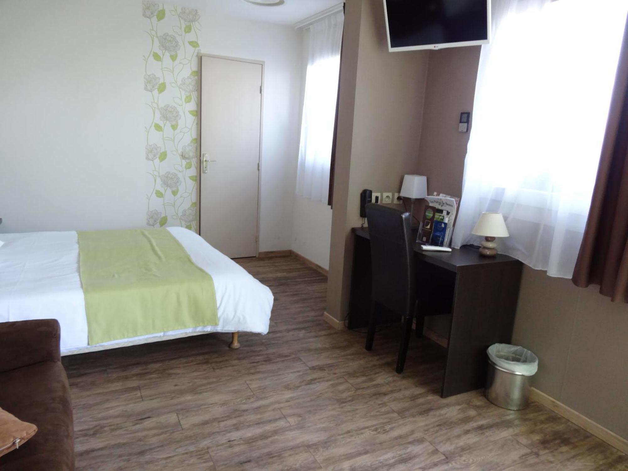 Logis Hotel Des Portes De Meuse Pagny-sur-Meuse Номер фото
